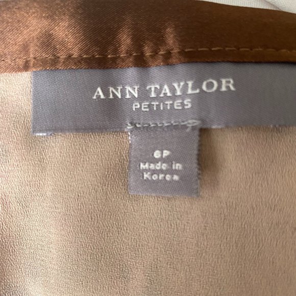 Ann Taylor Pleated Flower Skirt - Picture 4 of 5